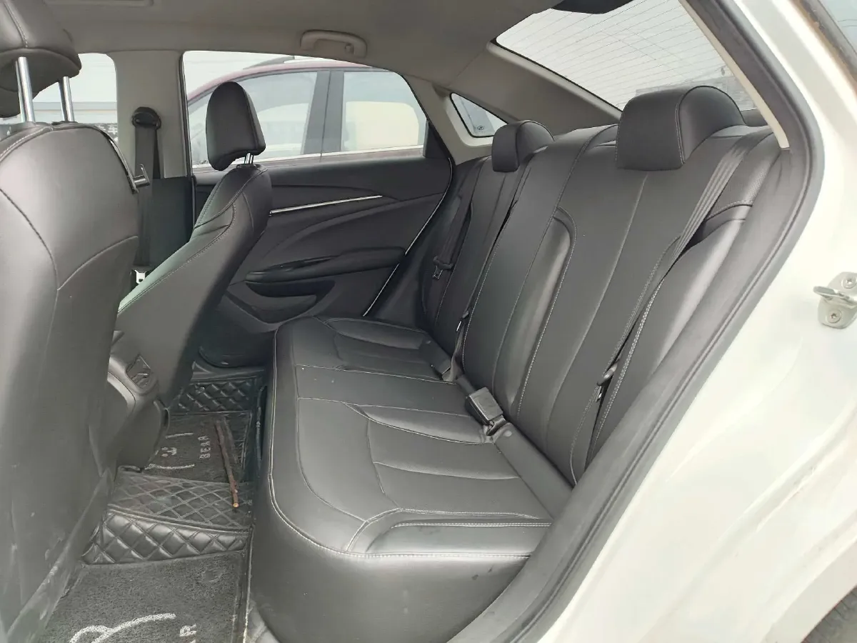 2021 Buick Excelle 1.5L 113HP L4 6AT,autocango,china used car exporter,china ev exporter,chinese used car exporter,chinese used ev exporter