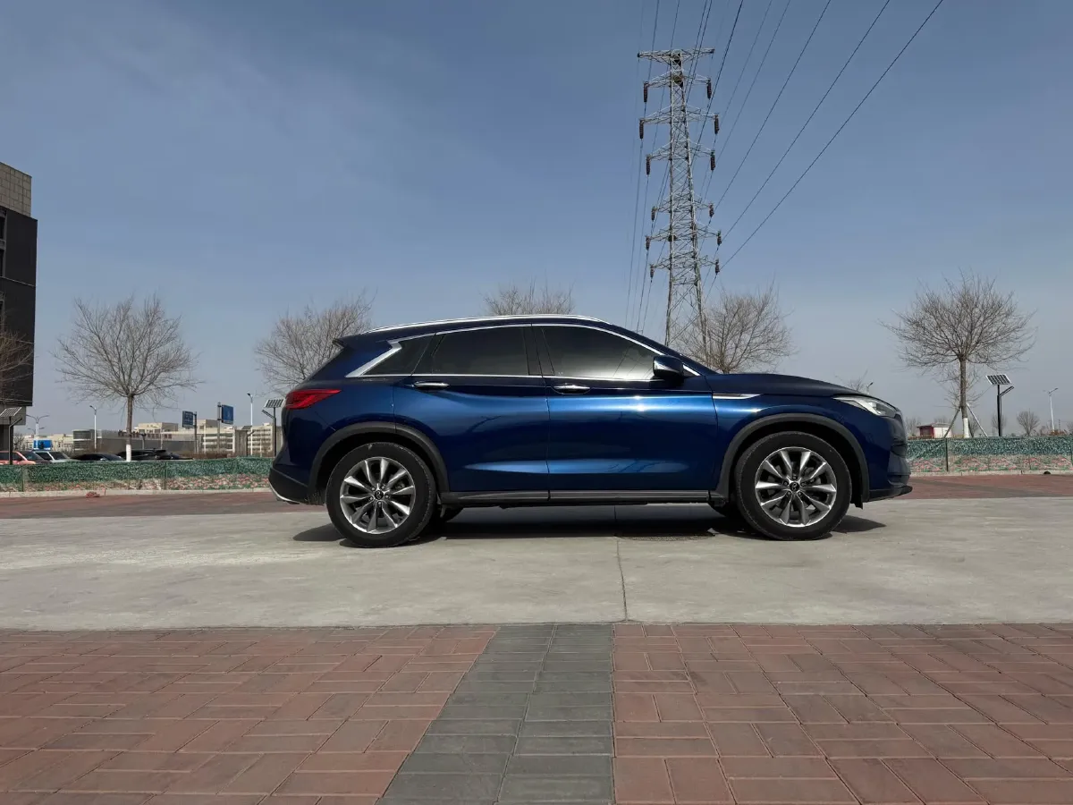 2020 Infiniti QX50 2.0T 245HP L4 CVT,autocango,china used car exporter,china ev exporter,chinese used car exporter,chinese used ev exporter