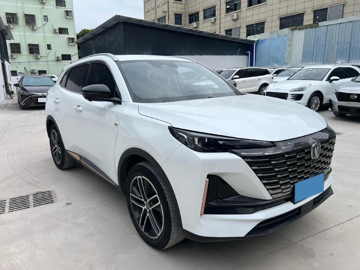 2022 ChangAn CS55 Plus 1.5T 180HP L4 7DCT,autocango,china used car exporter,china ev exporter,chinese used car exporter,chinese used ev exporter