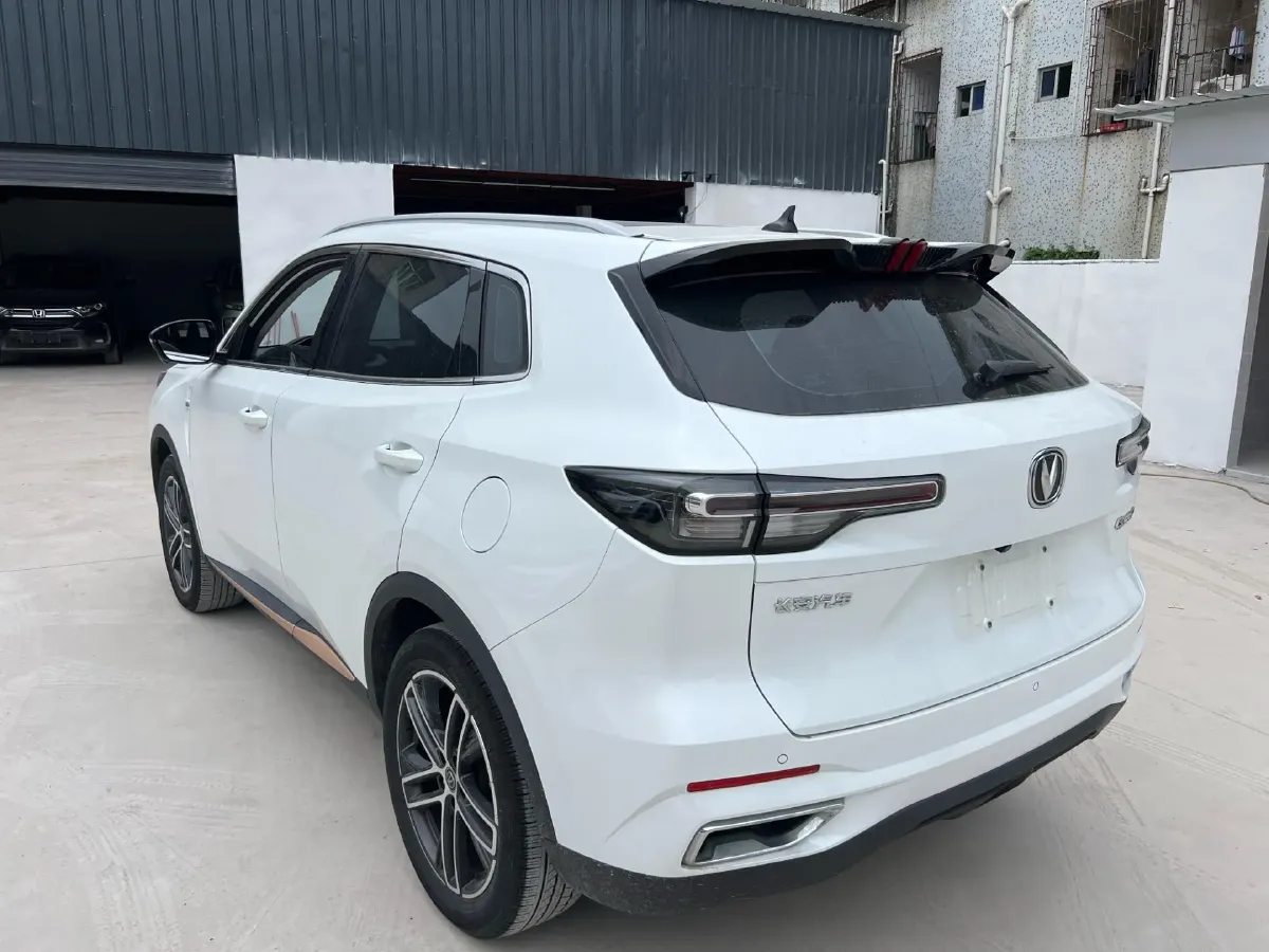 2022 ChangAn CS55 Plus 1.5T 180HP L4 7DCT,autocango,china used car exporter,china ev exporter,chinese used car exporter,chinese used ev exporter