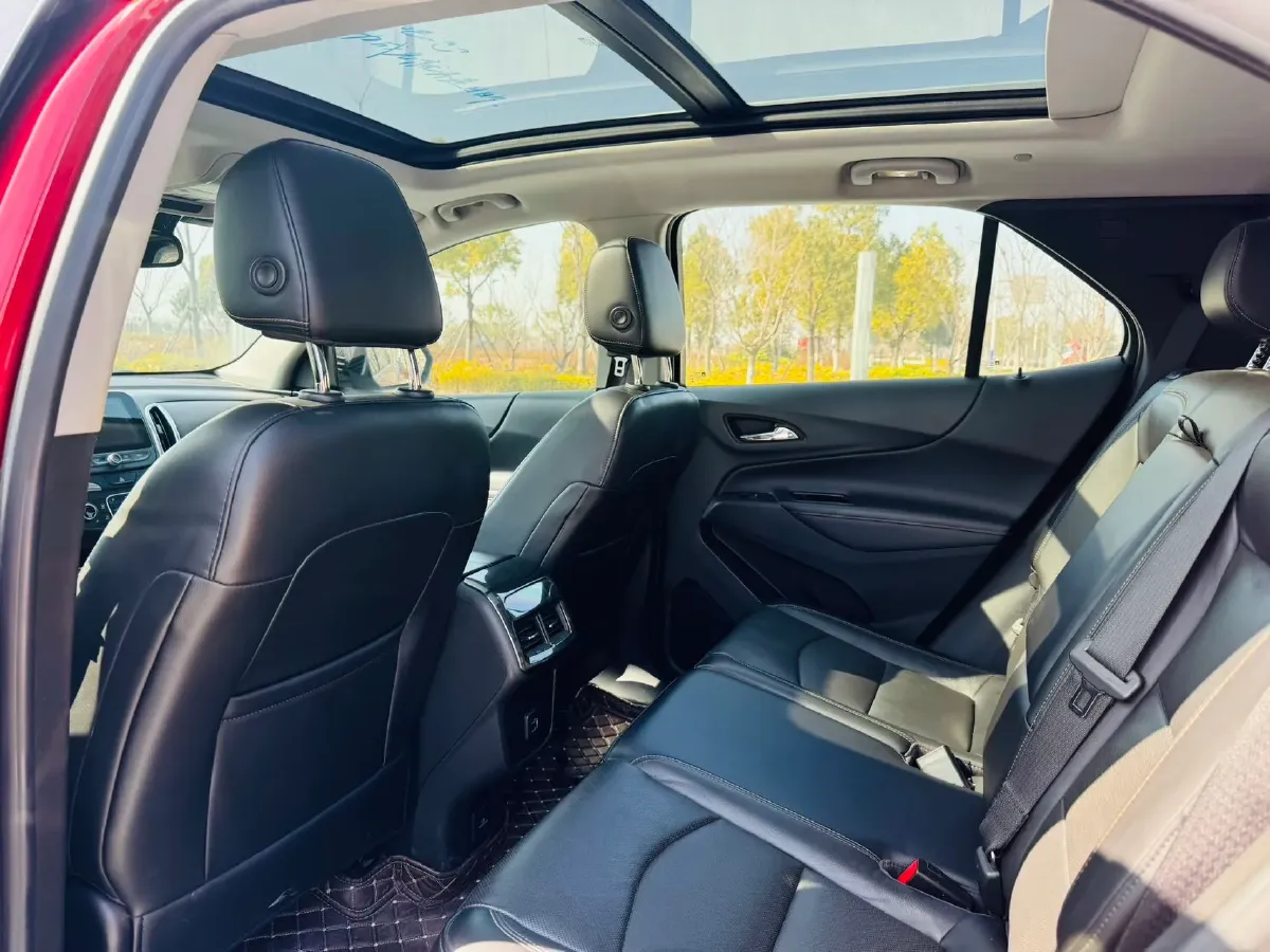 2018 Chevrolet Equinox 2.0T 260HP L4 9AT,autocango,china used car exporter,china ev exporter,chinese used car exporter,chinese used ev exporter