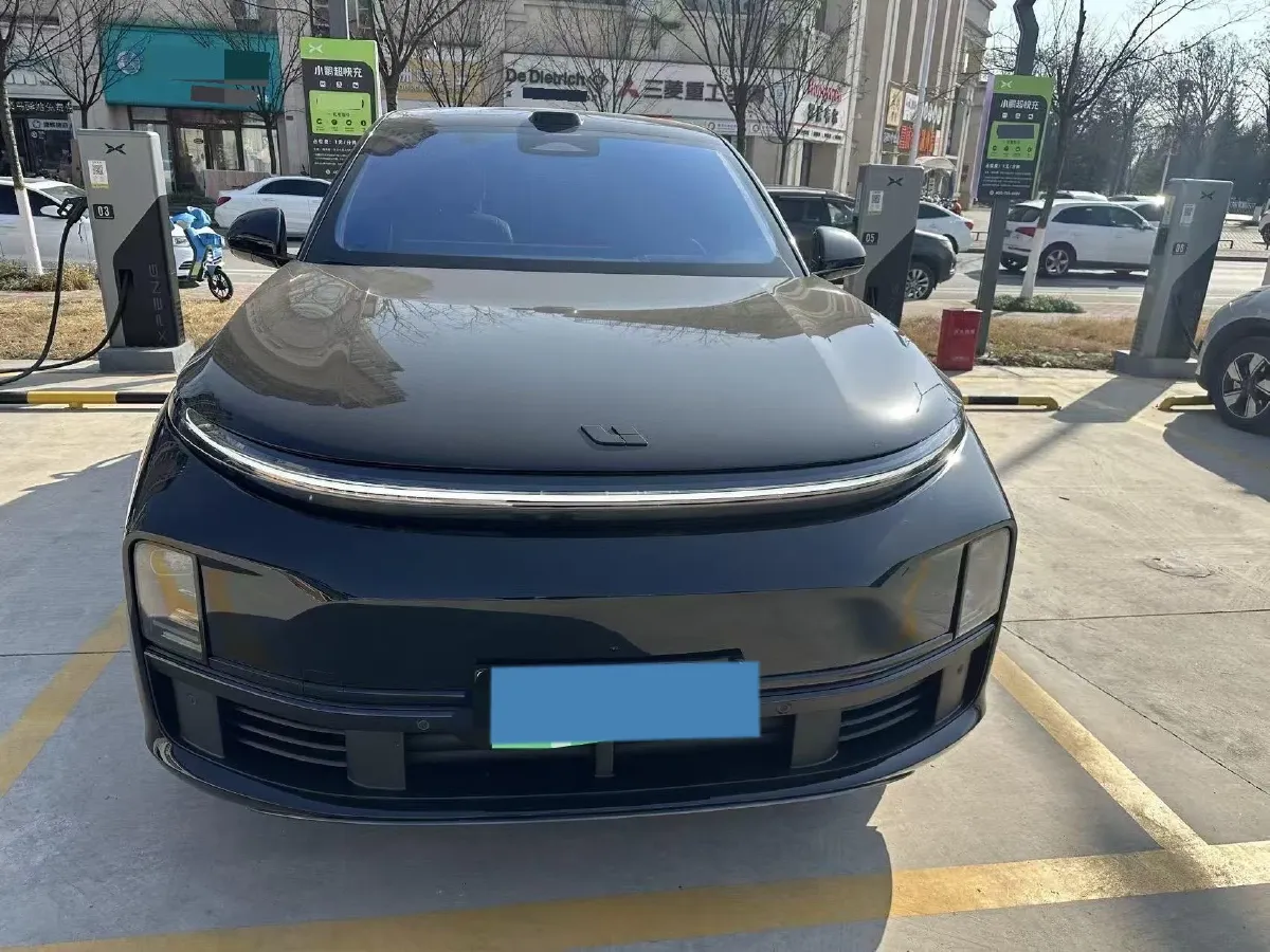 2025 Li L7 Range Extended 154HP REEV,autocango,china used car exporter,china ev exporter,chinese used car exporter,chinese used ev exporter