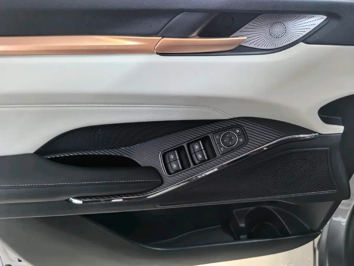 2021 Haval H6 1.5T 169HP L4 7DCT,autocango,china used car exporter,china ev exporter,chinese used car exporter,chinese used ev exporter