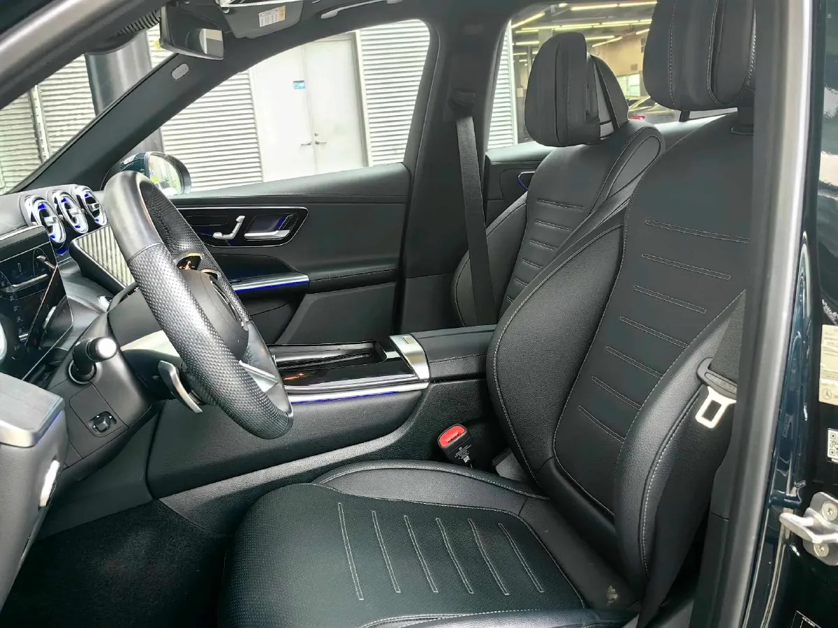 2024 Mercedes-Benz GLC Class 2.0T 204HP L4 9AT,autocango,china used car exporter,china ev exporter,chinese used car exporter,chinese used ev exporter