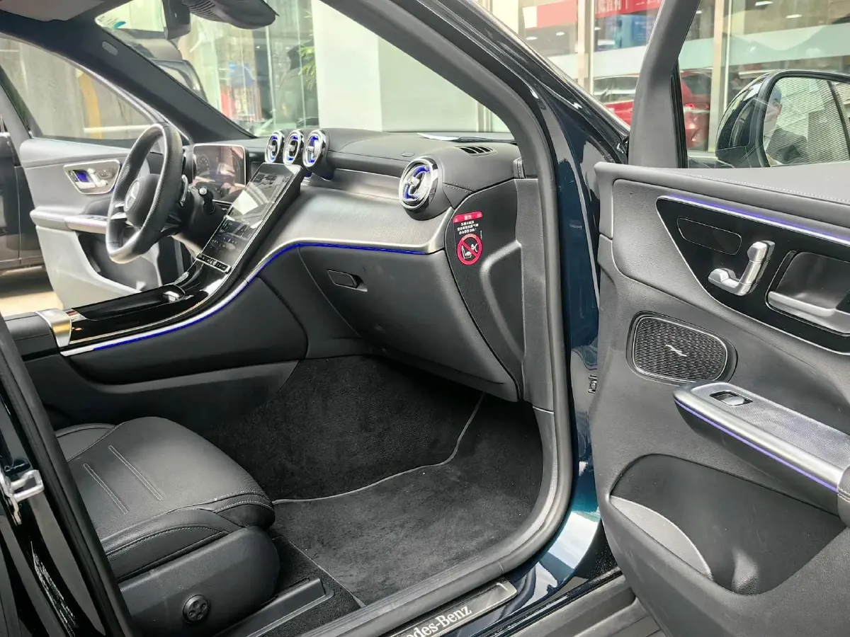 2024 Mercedes-Benz GLC Class 2.0T 204HP L4 9AT,autocango,china used car exporter,china ev exporter,chinese used car exporter,chinese used ev exporter