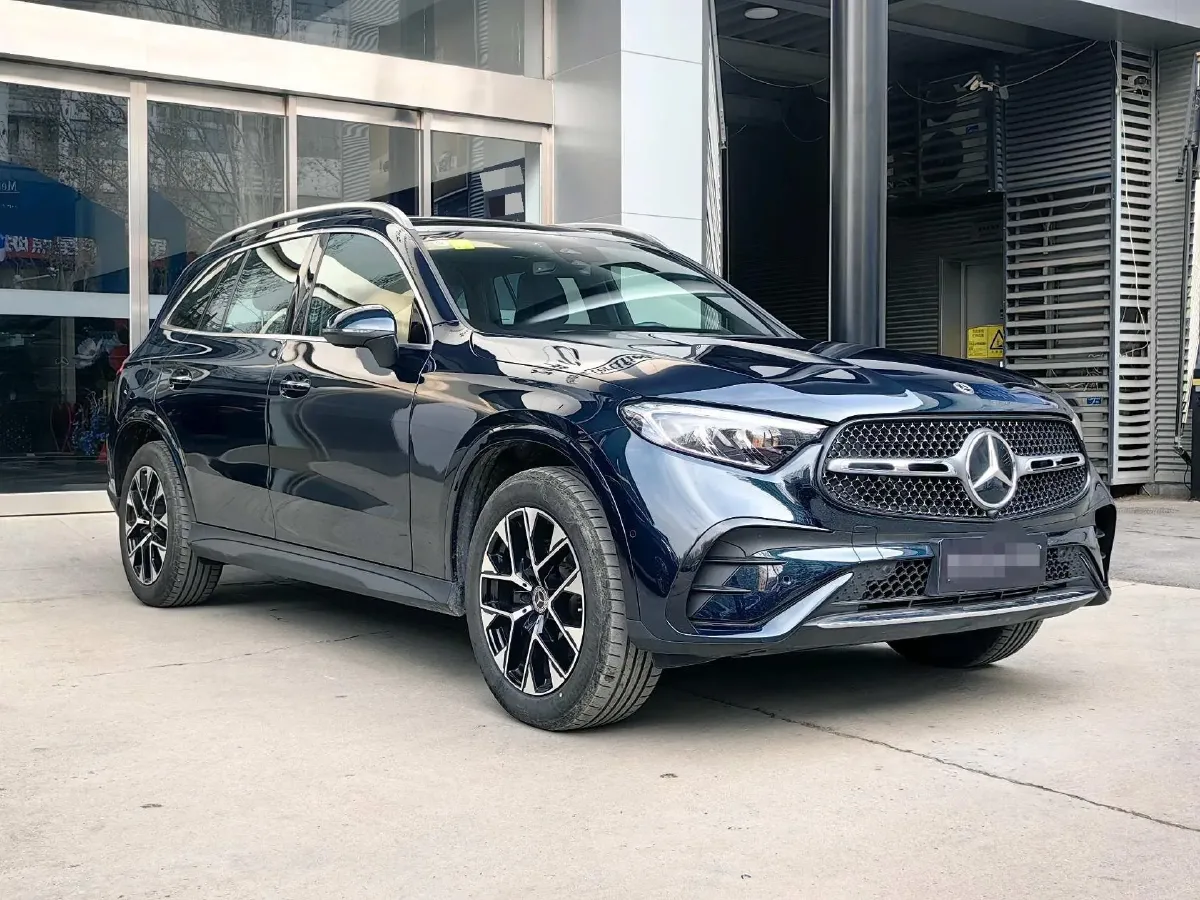 2024 Mercedes-Benz GLC Class 2.0T 204HP L4 9AT,autocango,china used car exporter,china ev exporter,chinese used car exporter,chinese used ev exporter