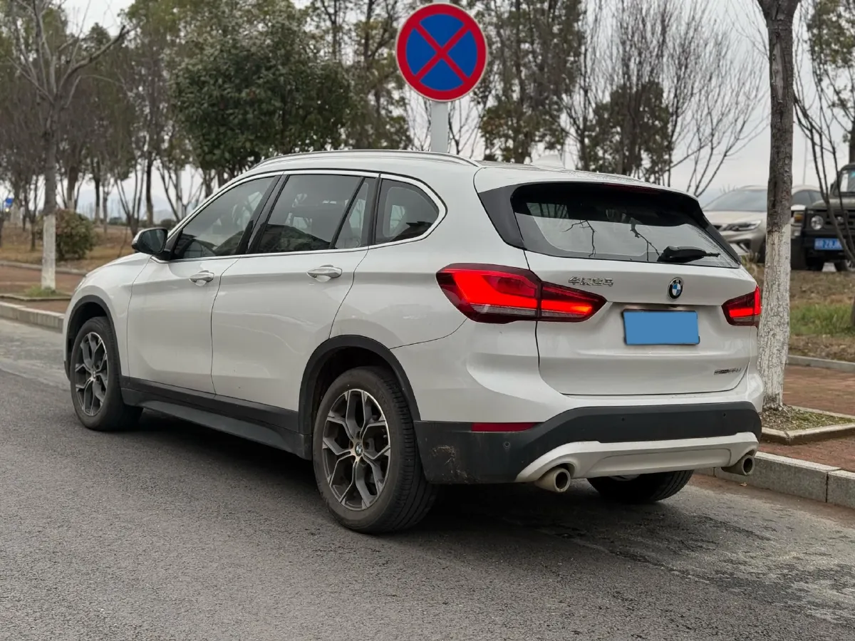 2021 BMW X1 2.0T 192HP L4 7DCT,autocango,china used car exporter,china ev exporter,chinese used car exporter,chinese used ev exporter