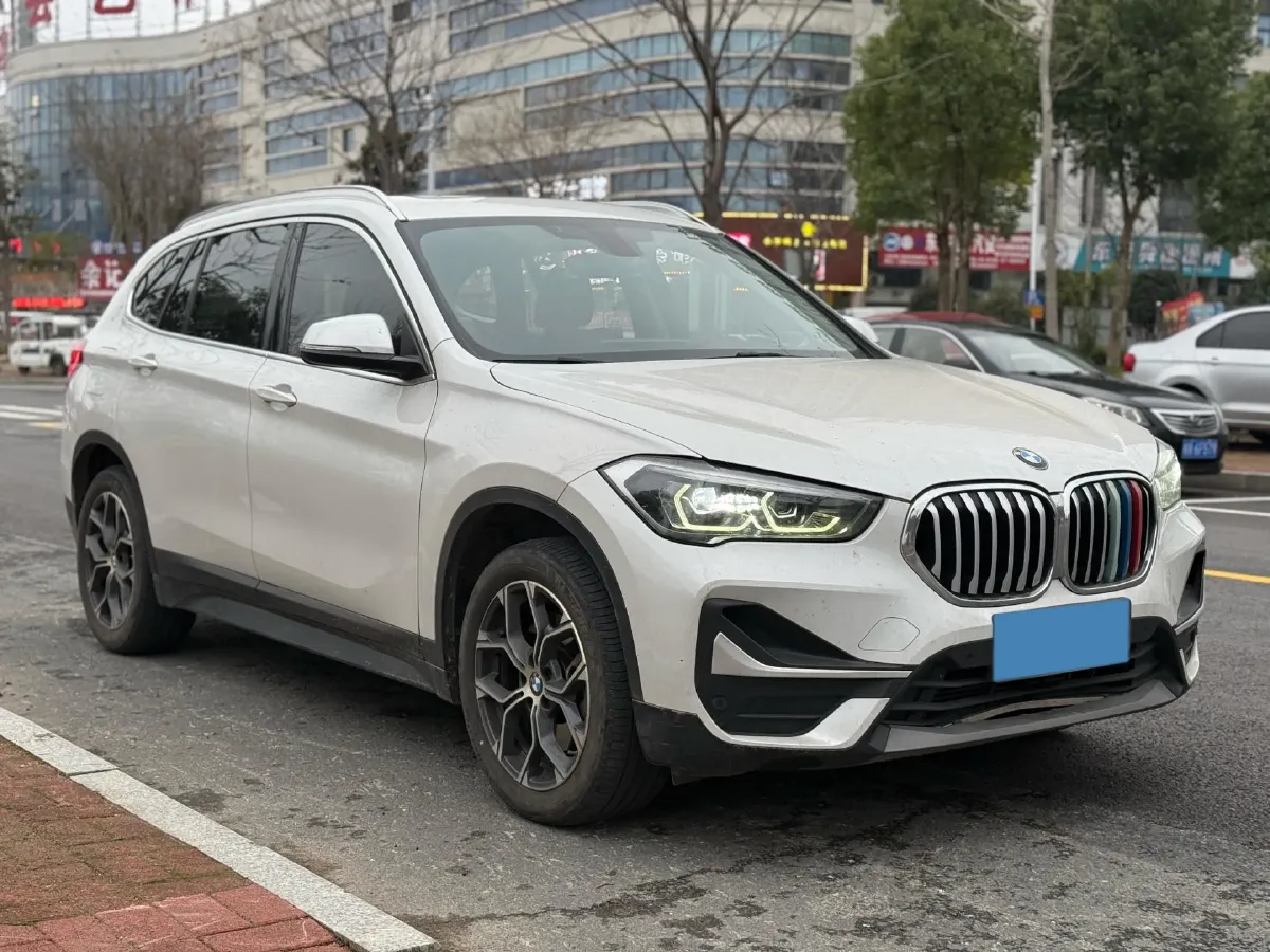 2021 BMW X1 2.0T 192HP L4 7DCT,autocango,china used car exporter,china ev exporter,chinese used car exporter,chinese used ev exporter
