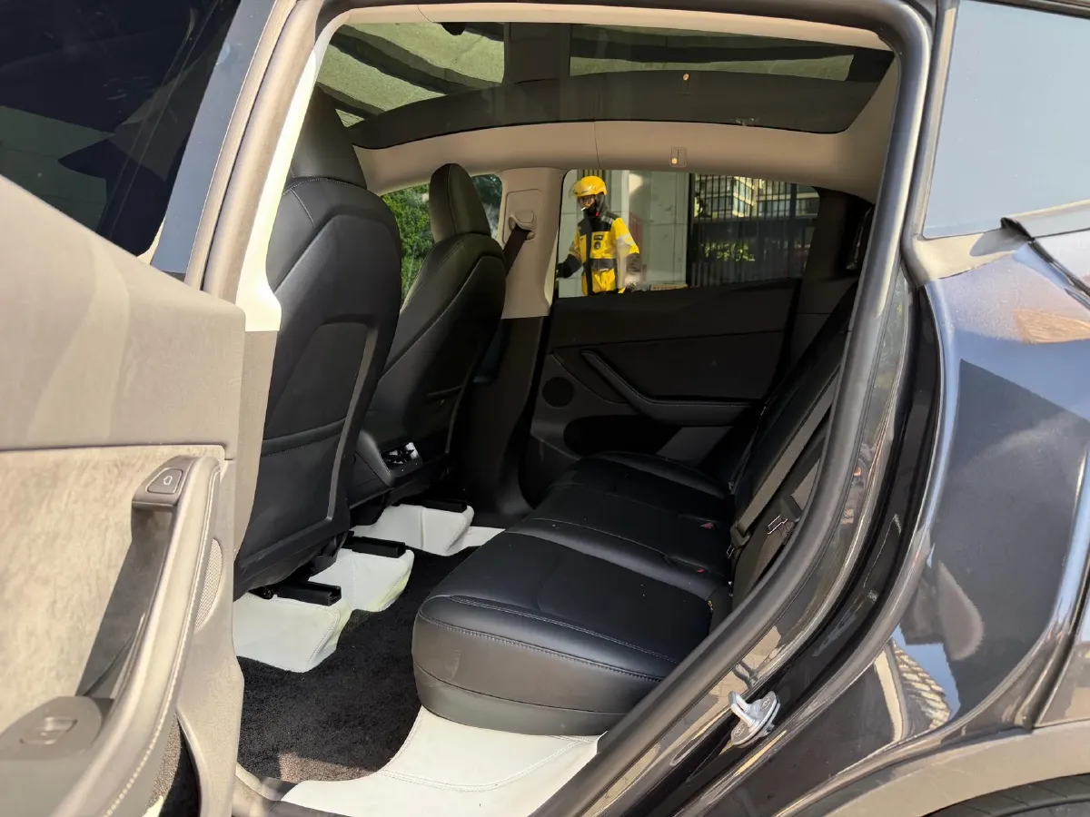 2024 Iveco OuSheng BEV 77.28KWH,autocango,china used car exporter,china ev exporter,chinese used car exporter,chinese used ev exporter