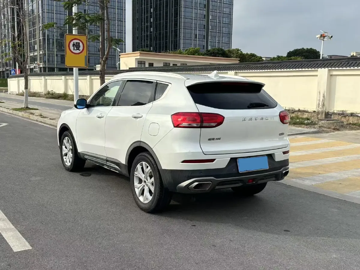 2017 Haval H6 1.5T 169HP L4 7DCT,autocango,china used car exporter,china ev exporter,chinese used car exporter,chinese used ev exporter