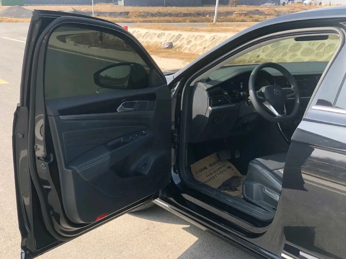 2024 Volkswagen Passat 1.4T 150HP L4 7DCT,autocango,china used car exporter,china ev exporter,chinese used car exporter,chinese used ev exporter