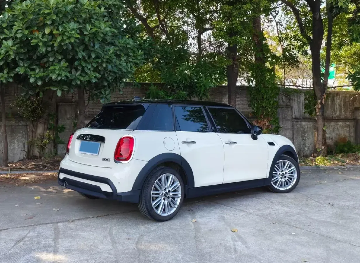 2021 MINI MINI 1.5T 136HP L3 7DCT,autocango,china used car exporter,china ev exporter,chinese used car exporter,chinese used ev exporter