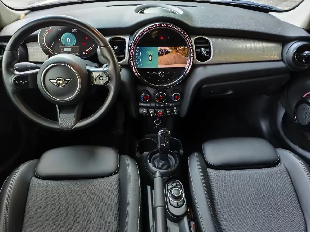 2021 MINI MINI 1.5T 136HP L3 7DCT,autocango,china used car exporter,china ev exporter,chinese used car exporter,chinese used ev exporter