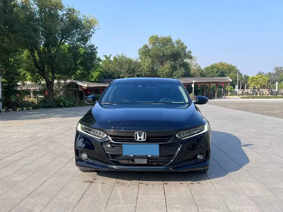2022 Honda Accord 1.5T 194HP L4 CVT,autocango,china used car exporter,china ev exporter,chinese used car exporter,chinese used ev exporter