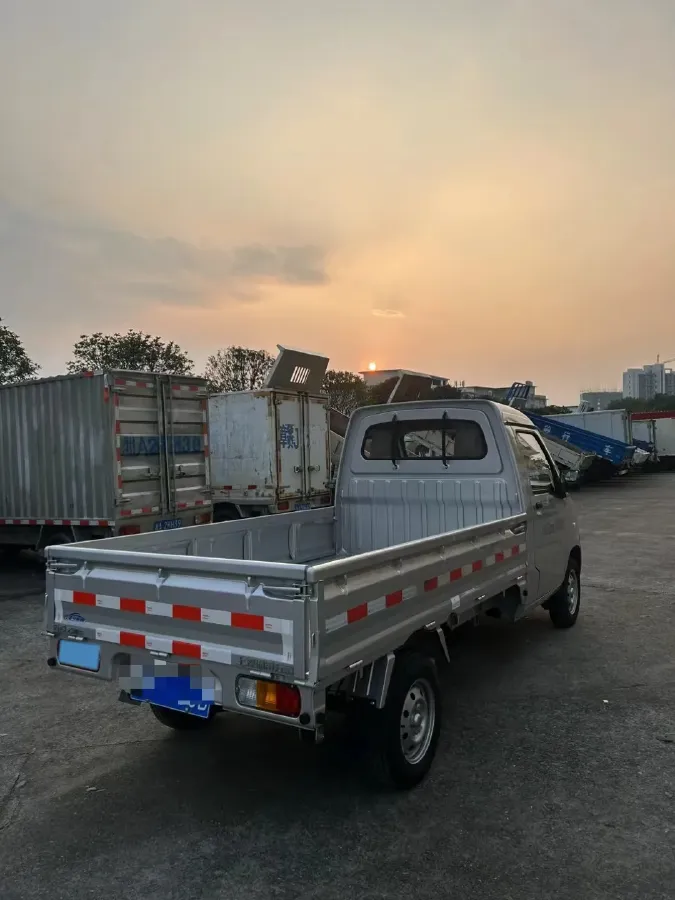 2023 WuLing ZhiGuang Mini Truck 1.5L 102HP L4 5MT,autocango,china used car exporter,china ev exporter,chinese used car exporter,chinese used ev exporter