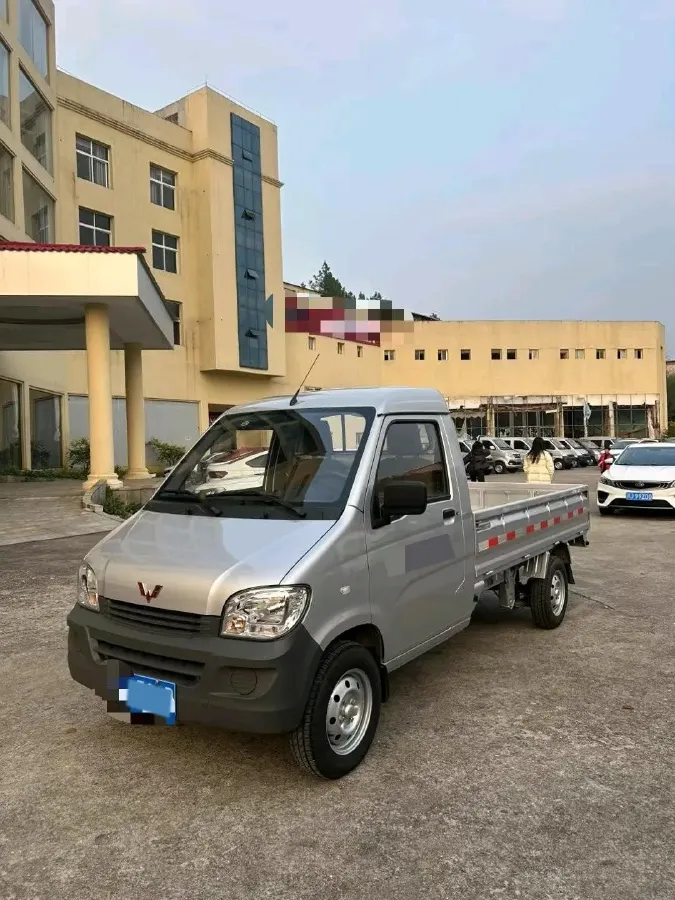 2023 WuLing ZhiGuang Mini Truck 1.5L 102HP L4 5MT,autocango,china used car exporter,china ev exporter,chinese used car exporter,chinese used ev exporter