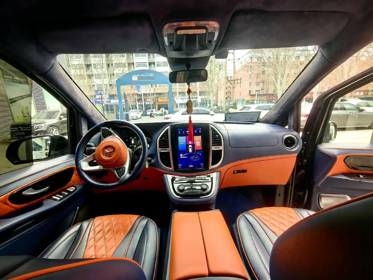 2021 Mercedes-Benz Vito 2.0T 211HP L4 9AT,autocango,china used car exporter,china ev exporter,chinese used car exporter,chinese used ev exporter