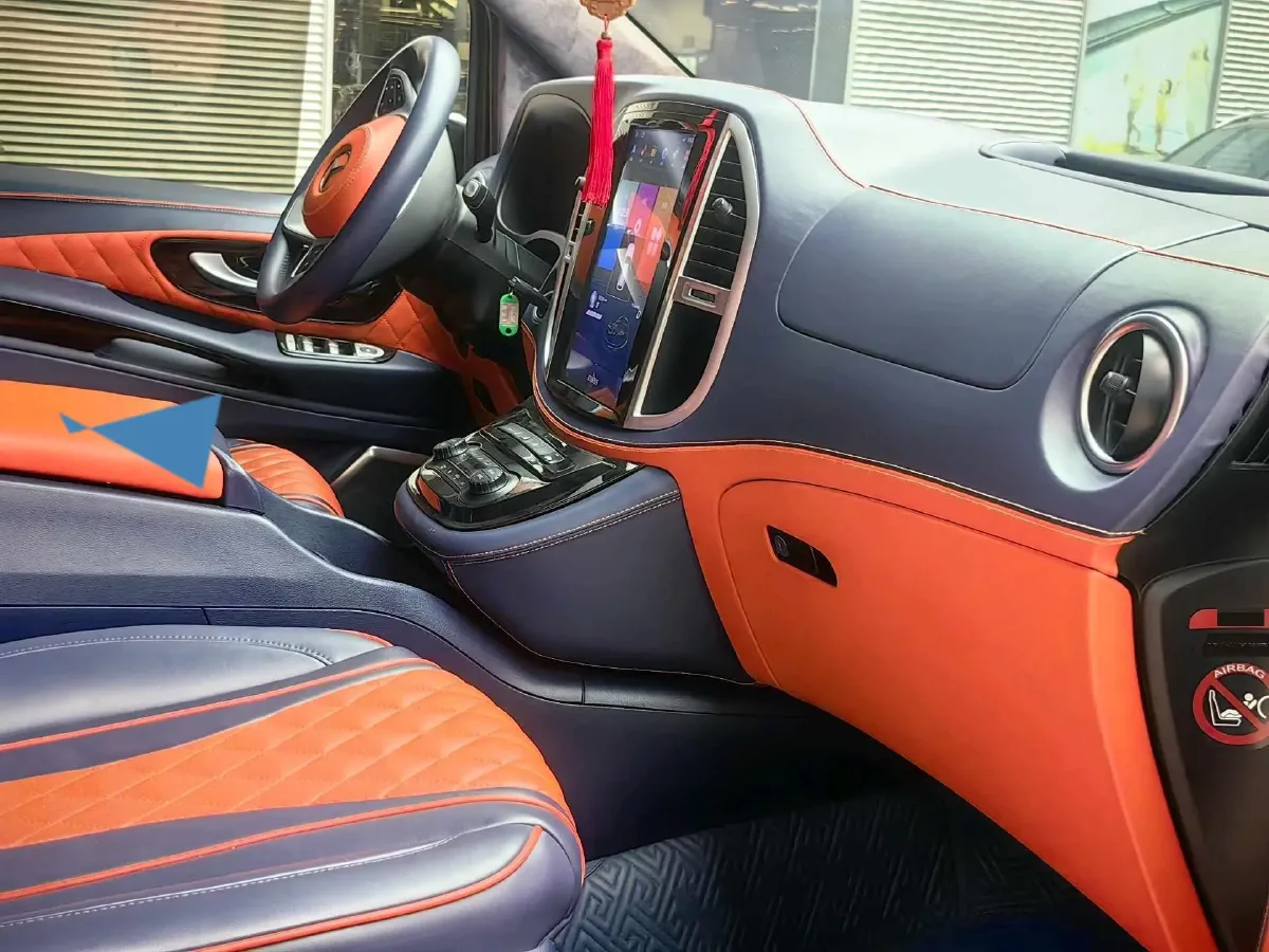 2021 Mercedes-Benz Vito 2.0T 211HP L4 9AT,autocango,china used car exporter,china ev exporter,chinese used car exporter,chinese used ev exporter