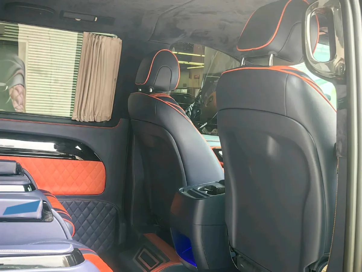 2021 Mercedes-Benz Vito 2.0T 211HP L4 9AT,autocango,china used car exporter,china ev exporter,chinese used car exporter,chinese used ev exporter