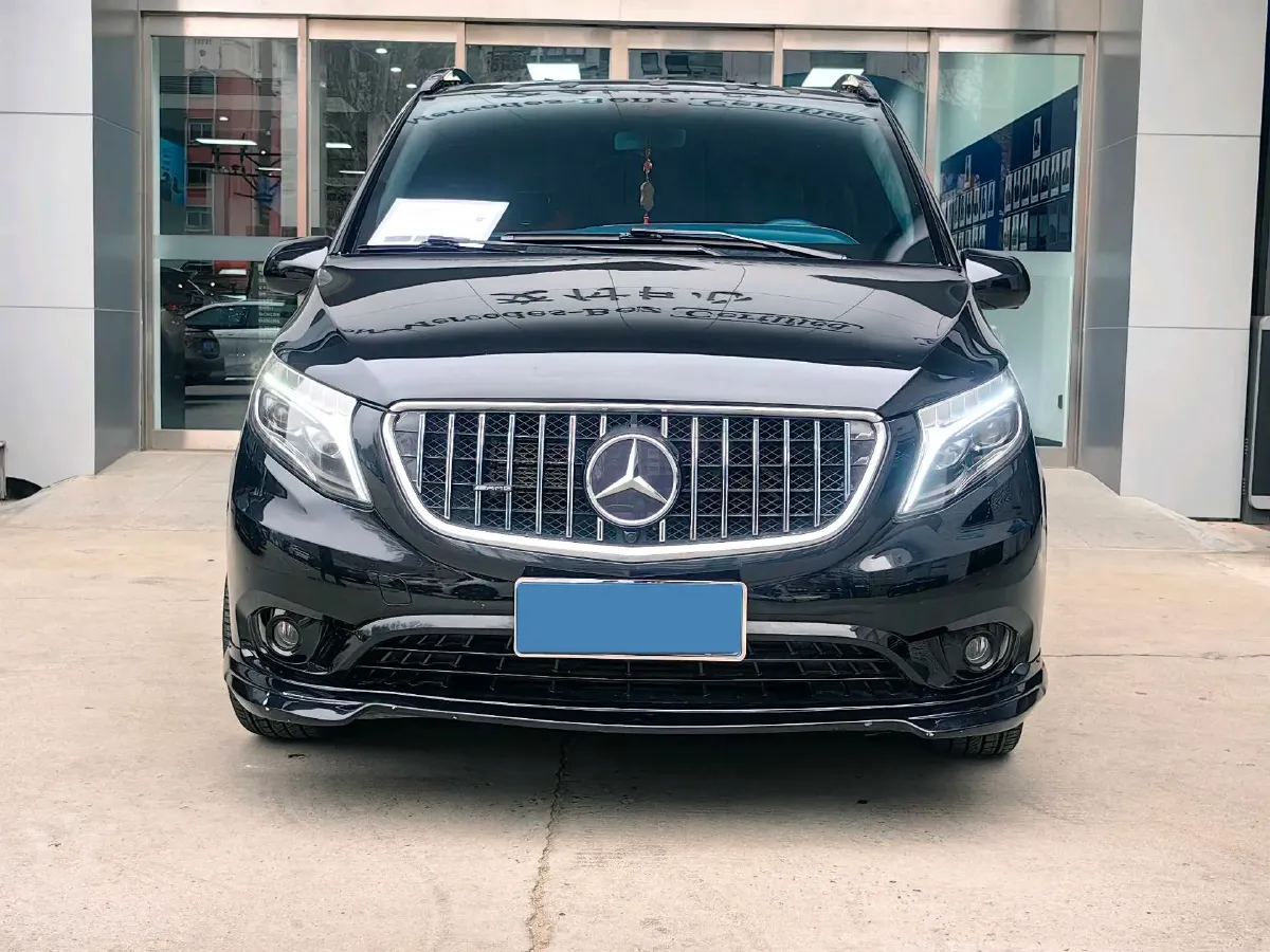 2021 Mercedes-Benz Vito 2.0T 211HP L4 9AT,autocango,china used car exporter,china ev exporter,chinese used car exporter,chinese used ev exporter