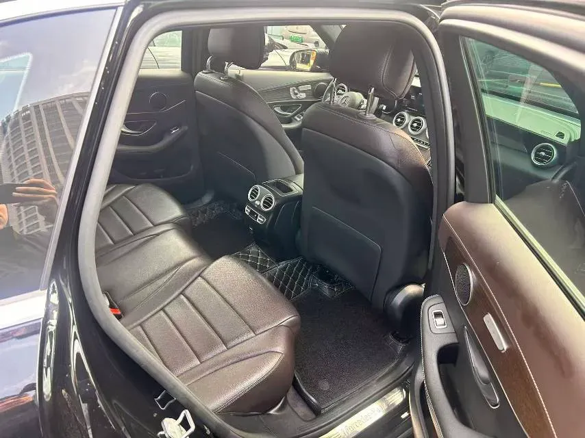 2022 Mercedes-Benz GLC Class 2.0T 258HP L4 9AT,autocango,china used car exporter,china ev exporter,chinese used car exporter,chinese used ev exporter