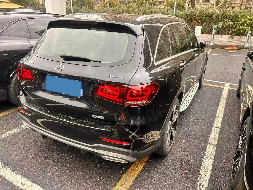 2022 Mercedes-Benz GLC Class 2.0T 258HP L4 9AT,autocango,china used car exporter,china ev exporter,chinese used car exporter,chinese used ev exporter