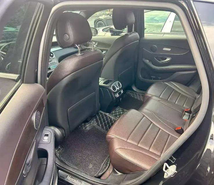 2022 Mercedes-Benz GLC Class 2.0T 258HP L4 9AT,autocango,china used car exporter,china ev exporter,chinese used car exporter,chinese used ev exporter