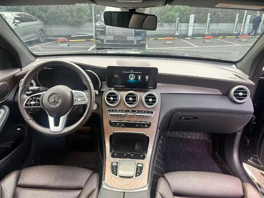 2022 Mercedes-Benz GLC Class 2.0T 258HP L4 9AT,autocango,china used car exporter,china ev exporter,chinese used car exporter,chinese used ev exporter