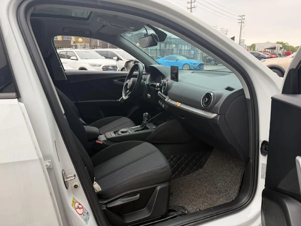 2021 Audi Q2L 1.4T 150HP L4 7DCT,autocango,china used car exporter,china ev exporter,chinese used car exporter,chinese used ev exporter
