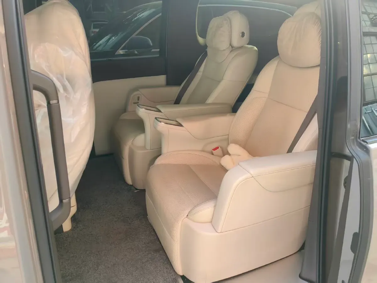 2024 Li MEGA BEV 102.7KWH,autocango,china used car exporter,china ev exporter,chinese used car exporter,chinese used ev exporter