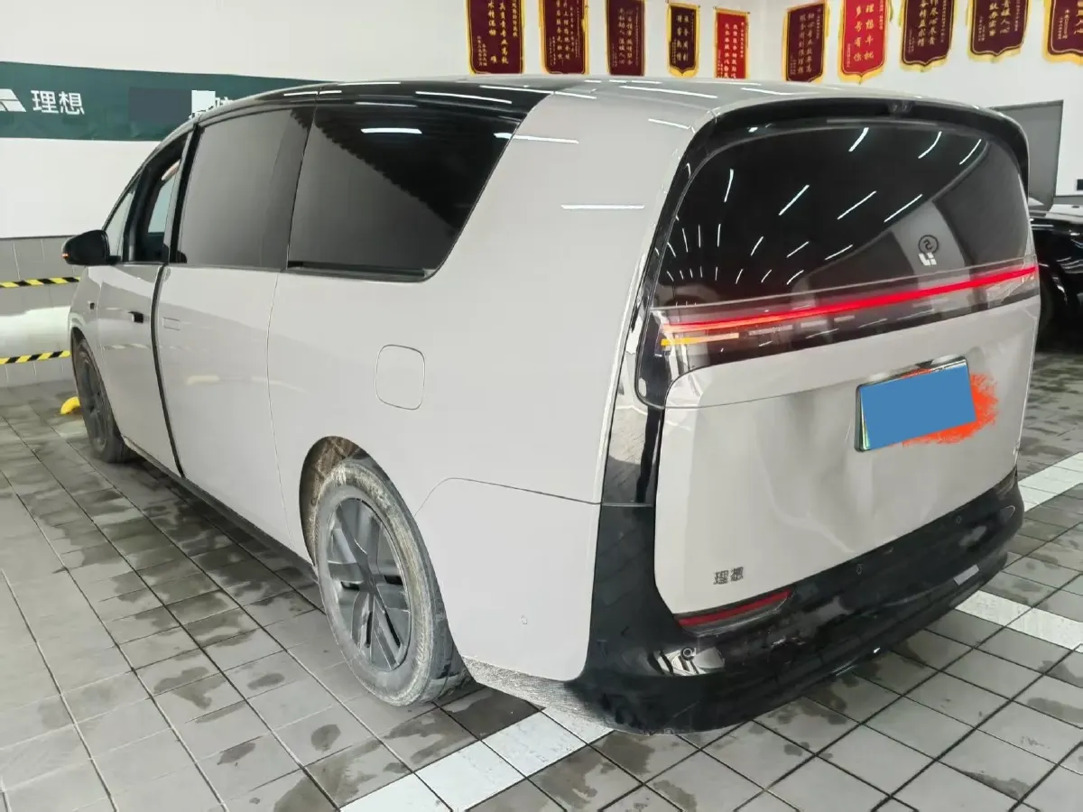 2024 Li MEGA BEV 102.7KWH,autocango,china used car exporter,china ev exporter,chinese used car exporter,chinese used ev exporter