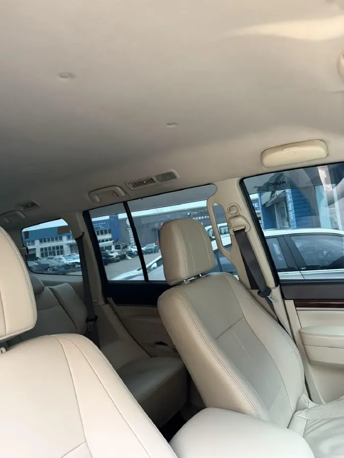 2017 Honda Jade 1.8L 141HP L4 5AT,autocango,china used car exporter,china ev exporter,chinese used car exporter,chinese used ev exporter