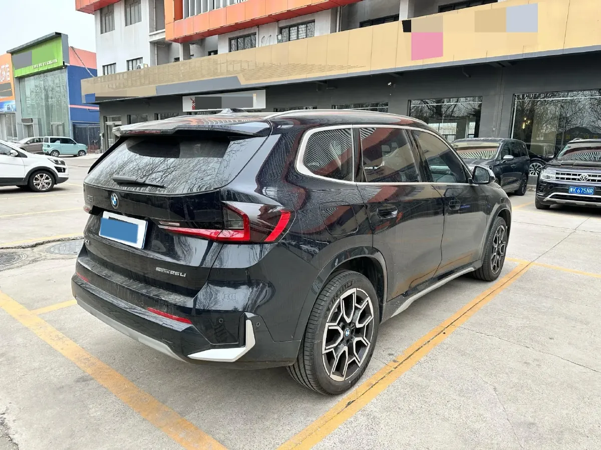 2024 BMW X1 2.0T 204HP L4 7DCT,autocango,china used car exporter,china ev exporter,chinese used car exporter,chinese used ev exporter