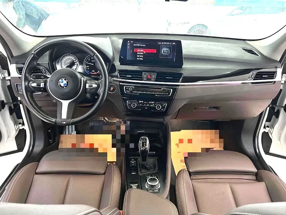 2021 BMW X1 2.0T 192HP L4 7DCT,autocango,china used car exporter,china ev exporter,chinese used car exporter,chinese used ev exporter