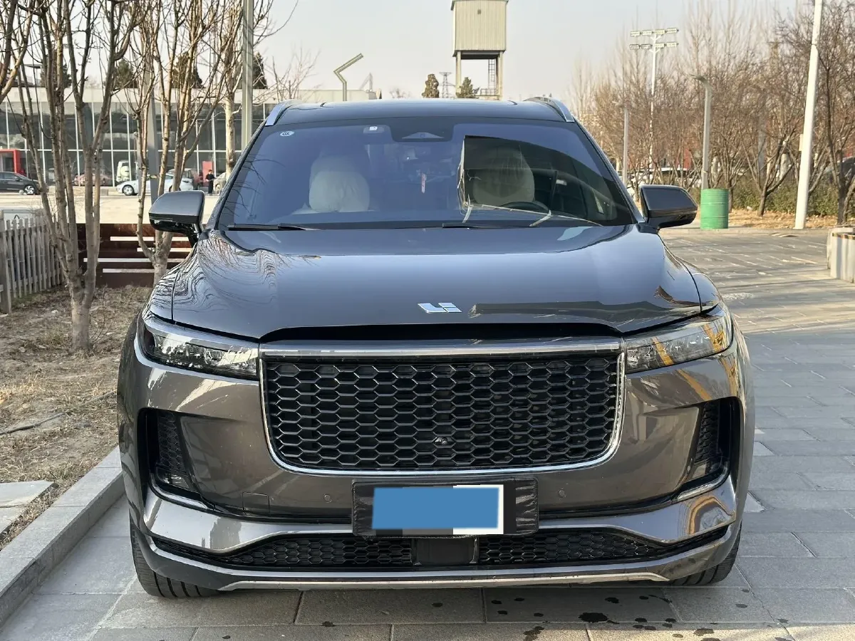 2021 Li ONE Range Extended 131HP REEV 40.5KWH,autocango,china used car exporter,china ev exporter,chinese used car exporter,chinese used ev exporter