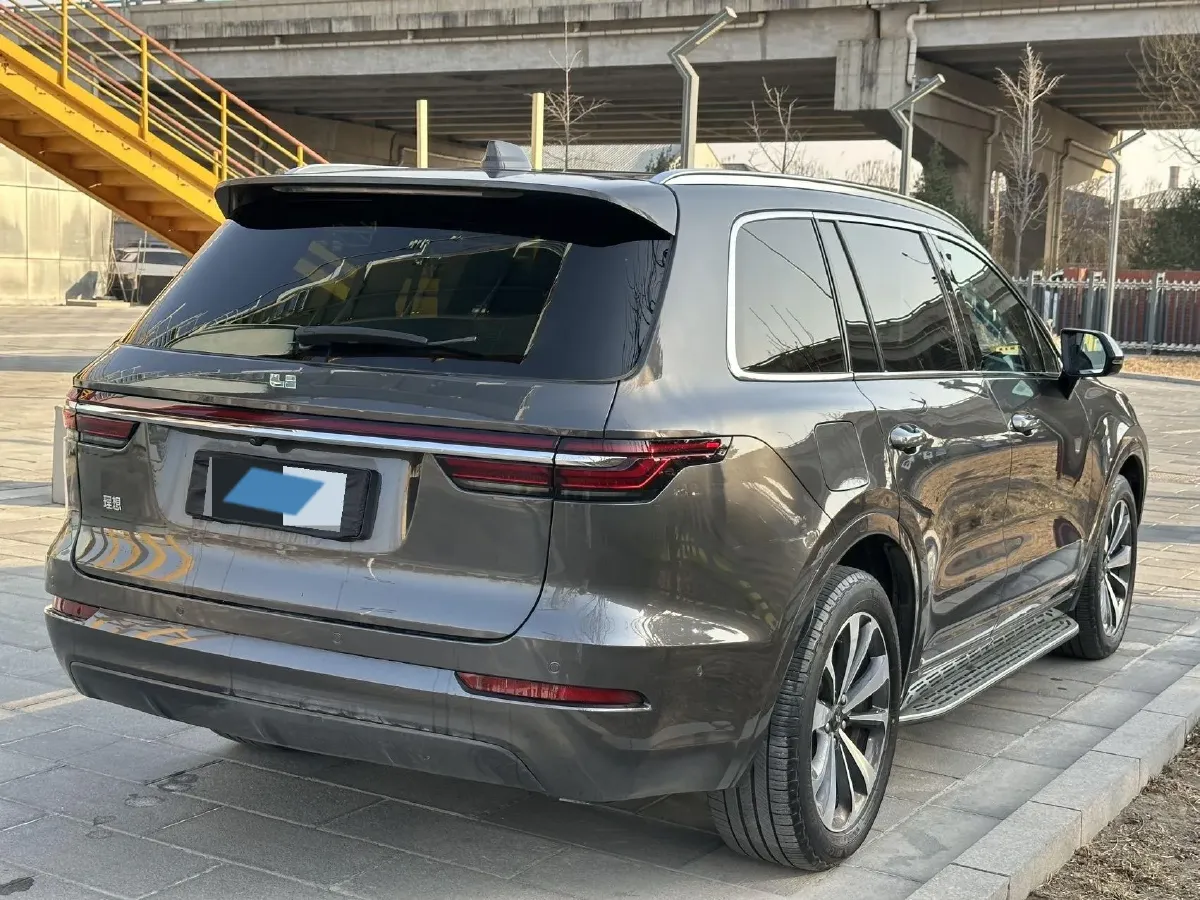 2021 Li ONE Range Extended 131HP REEV 40.5KWH,autocango,china used car exporter,china ev exporter,chinese used car exporter,chinese used ev exporter