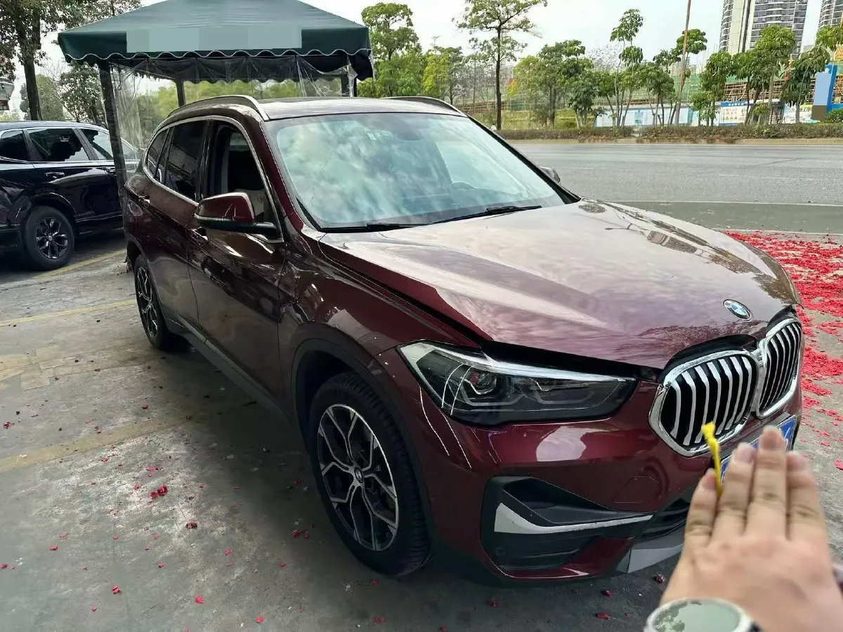 2021 BMW X1 2.0T 192HP L4 7DCT,autocango,china used car exporter,china ev exporter,chinese used car exporter,chinese used ev exporter