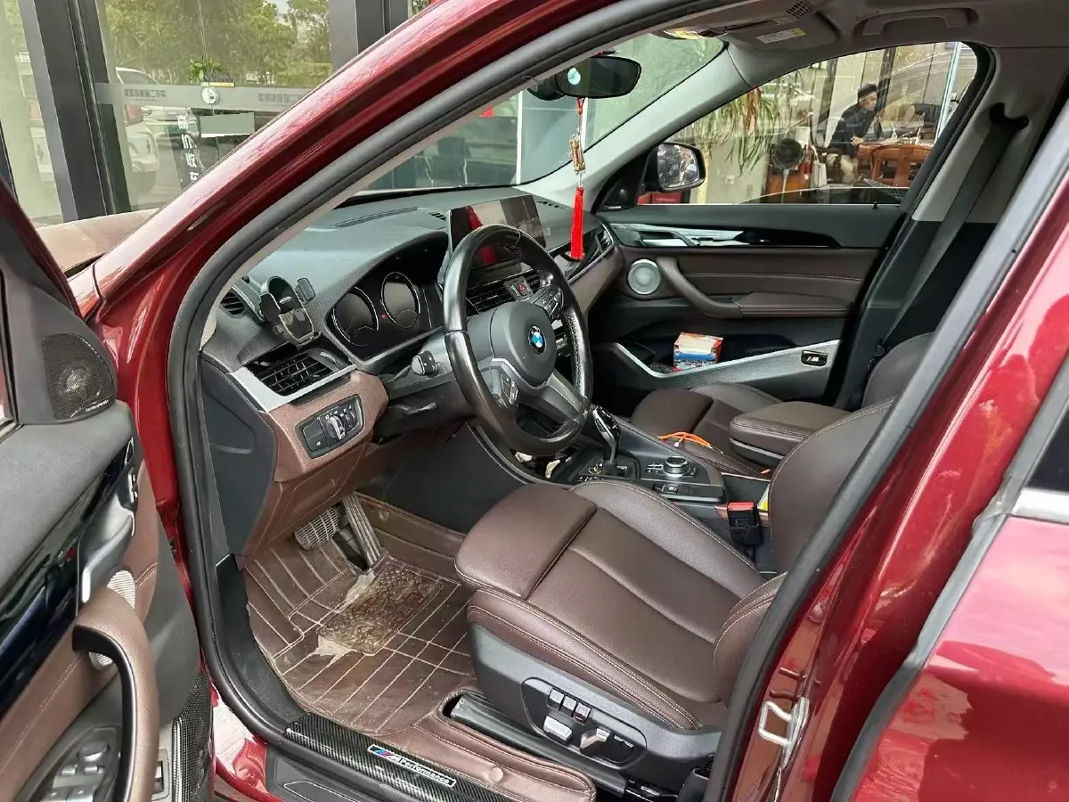 2021 BMW X1 2.0T 192HP L4 7DCT,autocango,china used car exporter,china ev exporter,chinese used car exporter,chinese used ev exporter