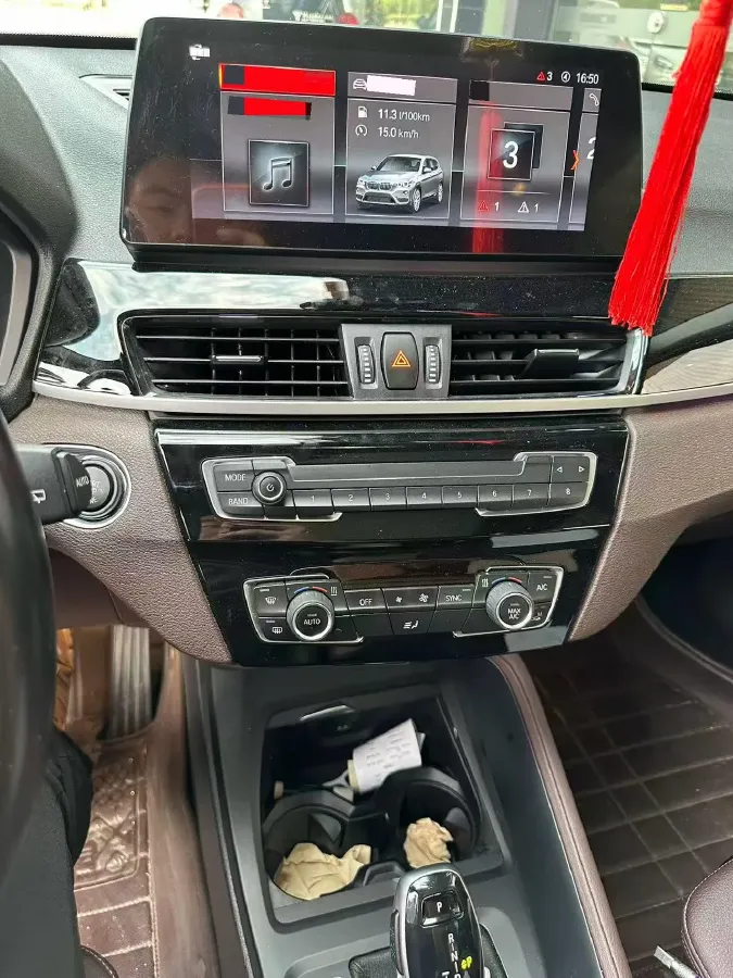 2021 BMW X1 2.0T 192HP L4 7DCT,autocango,china used car exporter,china ev exporter,chinese used car exporter,chinese used ev exporter