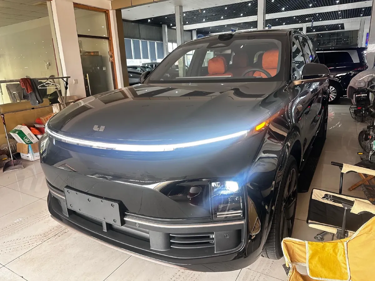 2025 Li L9 Range Extended 154HP REEV,autocango,china used car exporter,china ev exporter,chinese used car exporter,chinese used ev exporter