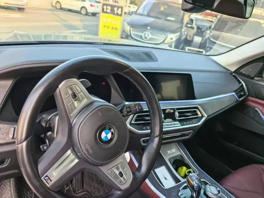 2022 BMW X5 2.0T 245HP L4 8AT,autocango,china used car exporter,china ev exporter,chinese used car exporter,chinese used ev exporter