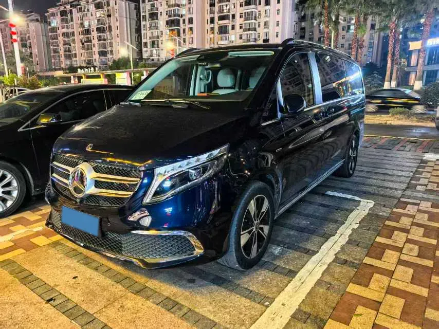 2021 Mercedes-Benz V Class 2.0T 211HP L4 9AT,autocango,china used car exporter,china ev exporter,chinese used car exporter,chinese used ev exporter