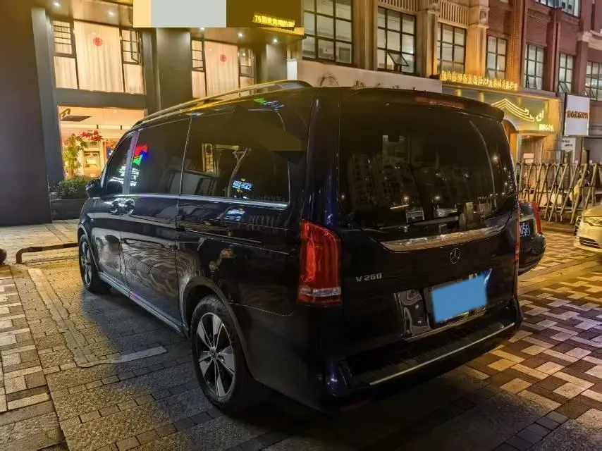 2021 Mercedes-Benz V Class 2.0T 211HP L4 9AT,autocango,china used car exporter,china ev exporter,chinese used car exporter,chinese used ev exporter