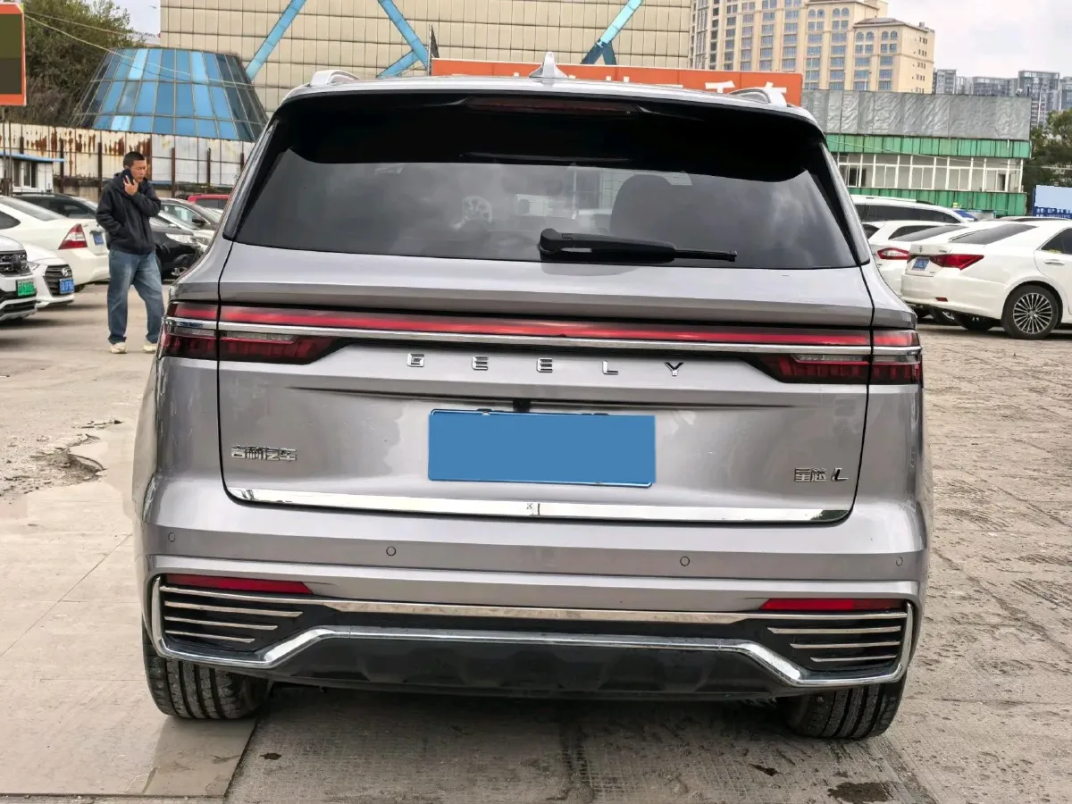2021 Geely Monjaro 2.0T 218HP L4 7DCT,autocango,china used car exporter,china ev exporter,chinese used car exporter,chinese used ev exporter