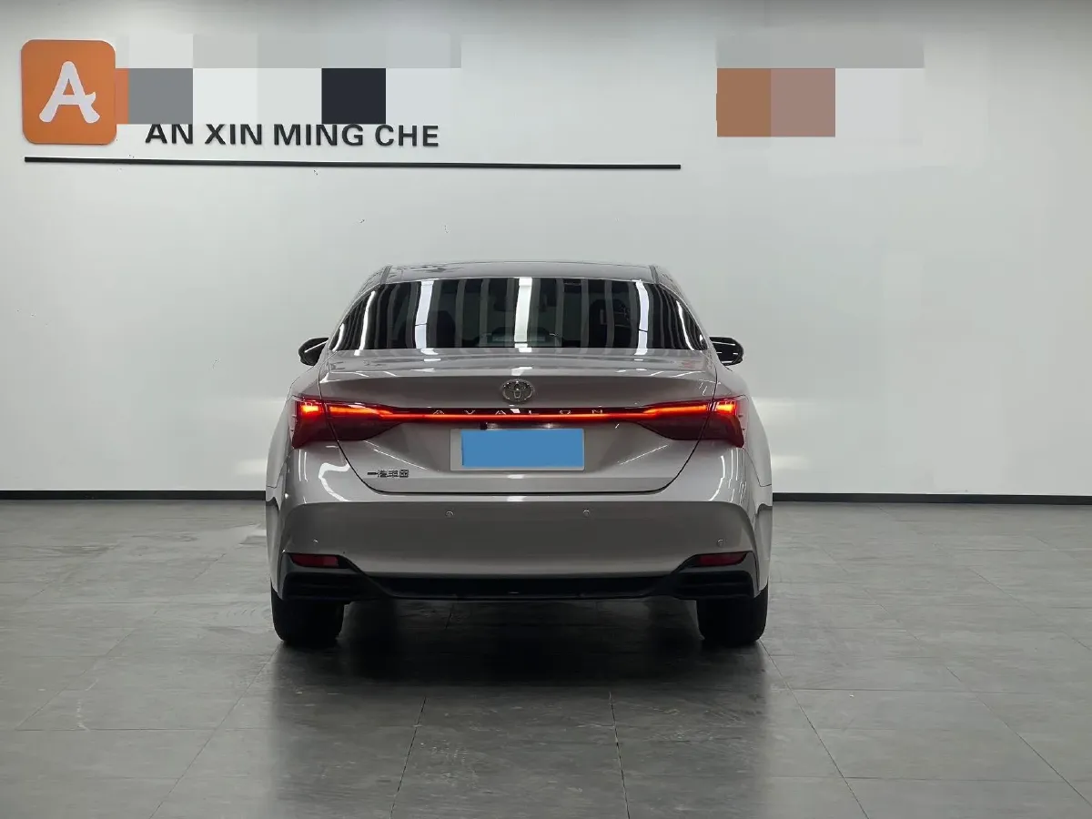 2024 Toyota Avalon 2.0L 173HP L4 CVT,autocango,china used car exporter,china ev exporter,chinese used car exporter,chinese used ev exporter