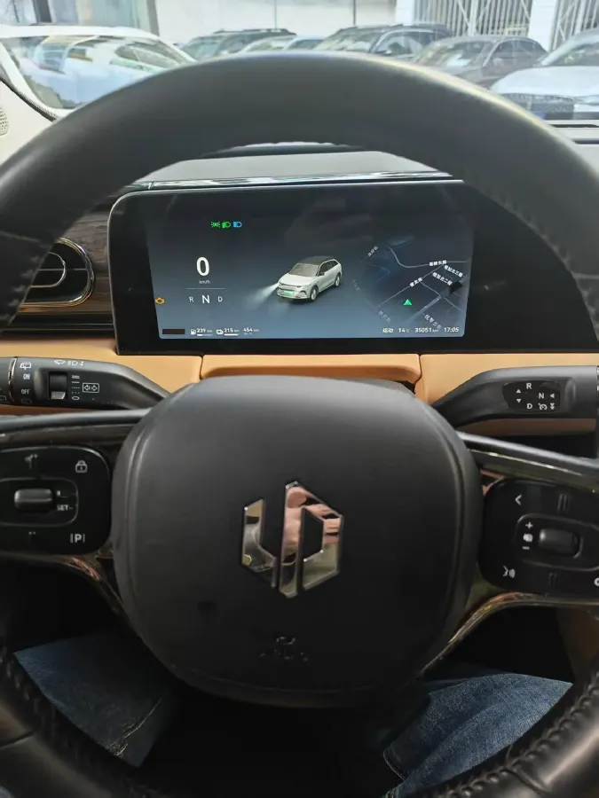 2024 Leapmotor C11 1.5L 95HP L4 REEV 43.74KWH,autocango,china used car exporter,china ev exporter,chinese used car exporter,chinese used ev exporter