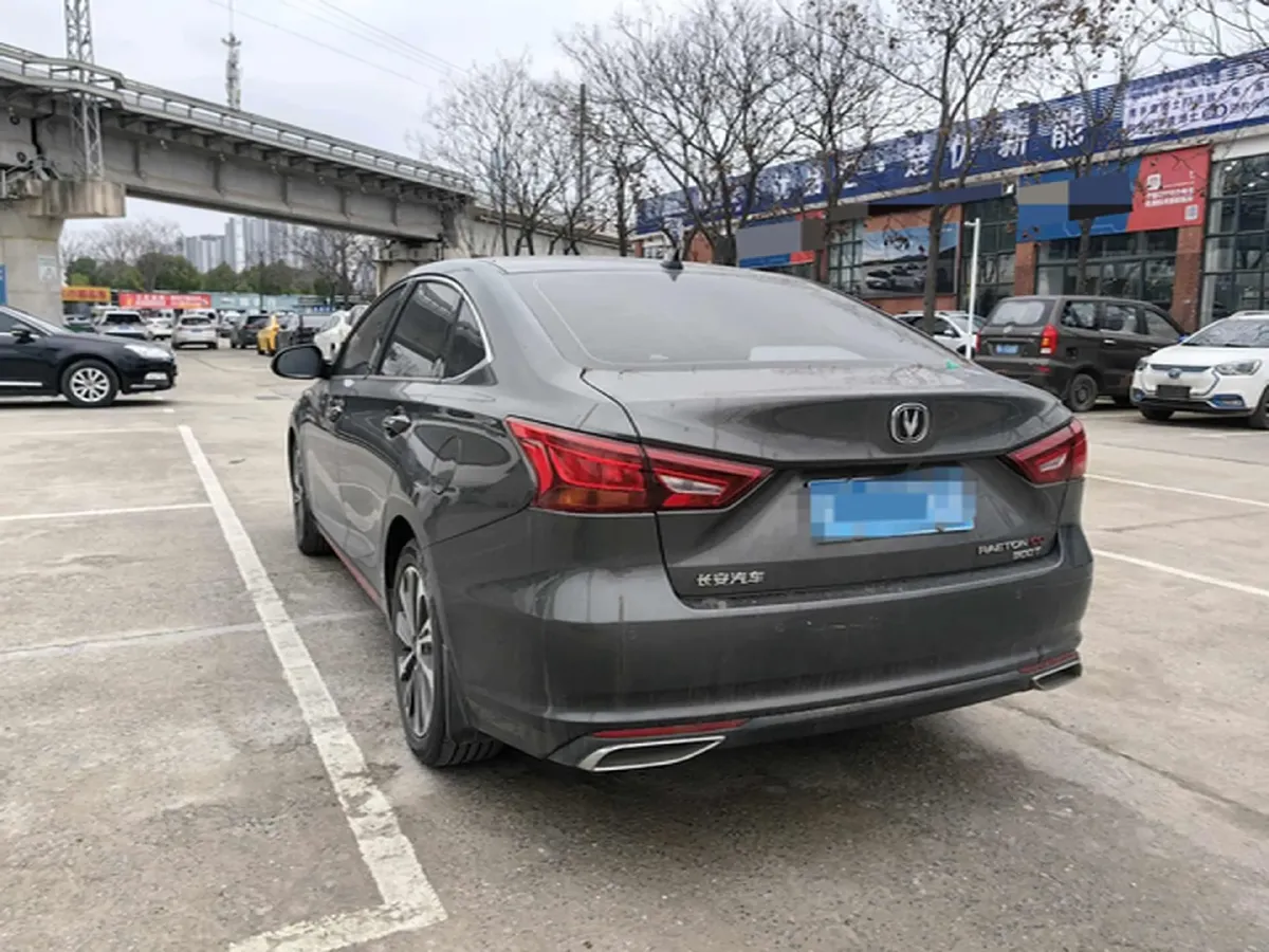 2021 ChangAn Raeton CC 1.5T 180HP L4 7DCT,autocango,china used car exporter,china ev exporter,chinese used car exporter,chinese used ev exporter