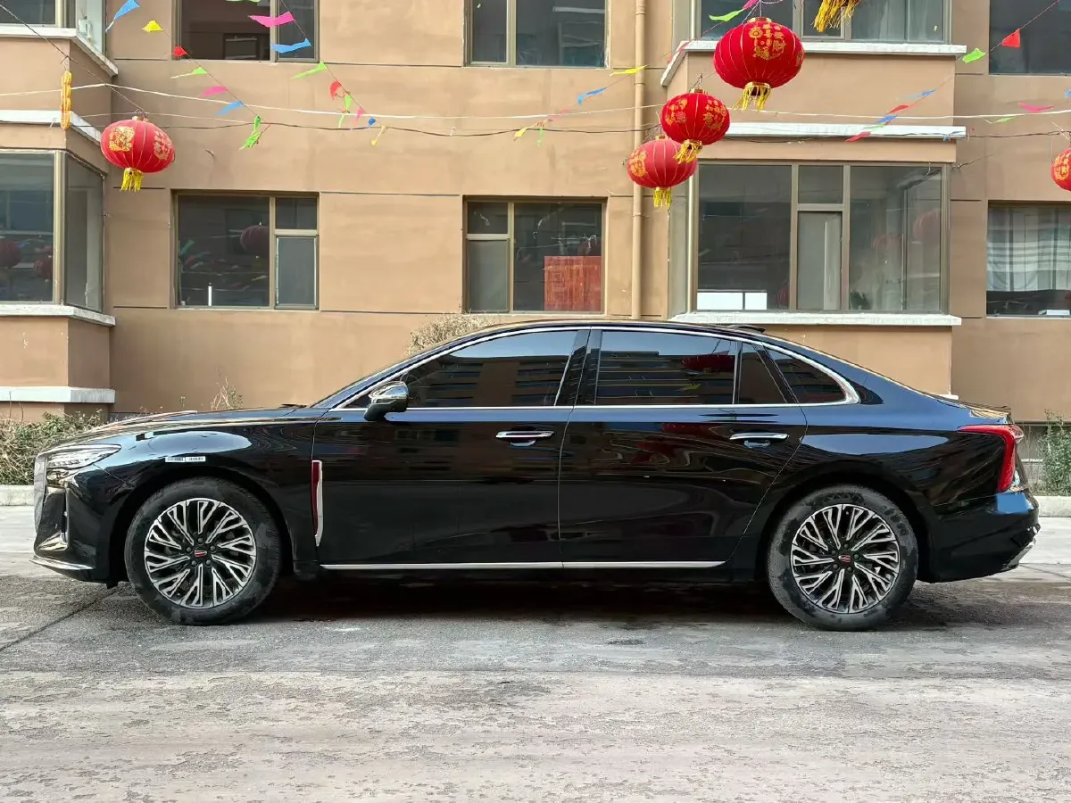 2025 HongQi H5 1.5T 169HP L4 1DHT Hybrid,autocango,china used car exporter,china ev exporter,chinese used car exporter,chinese used ev exporter