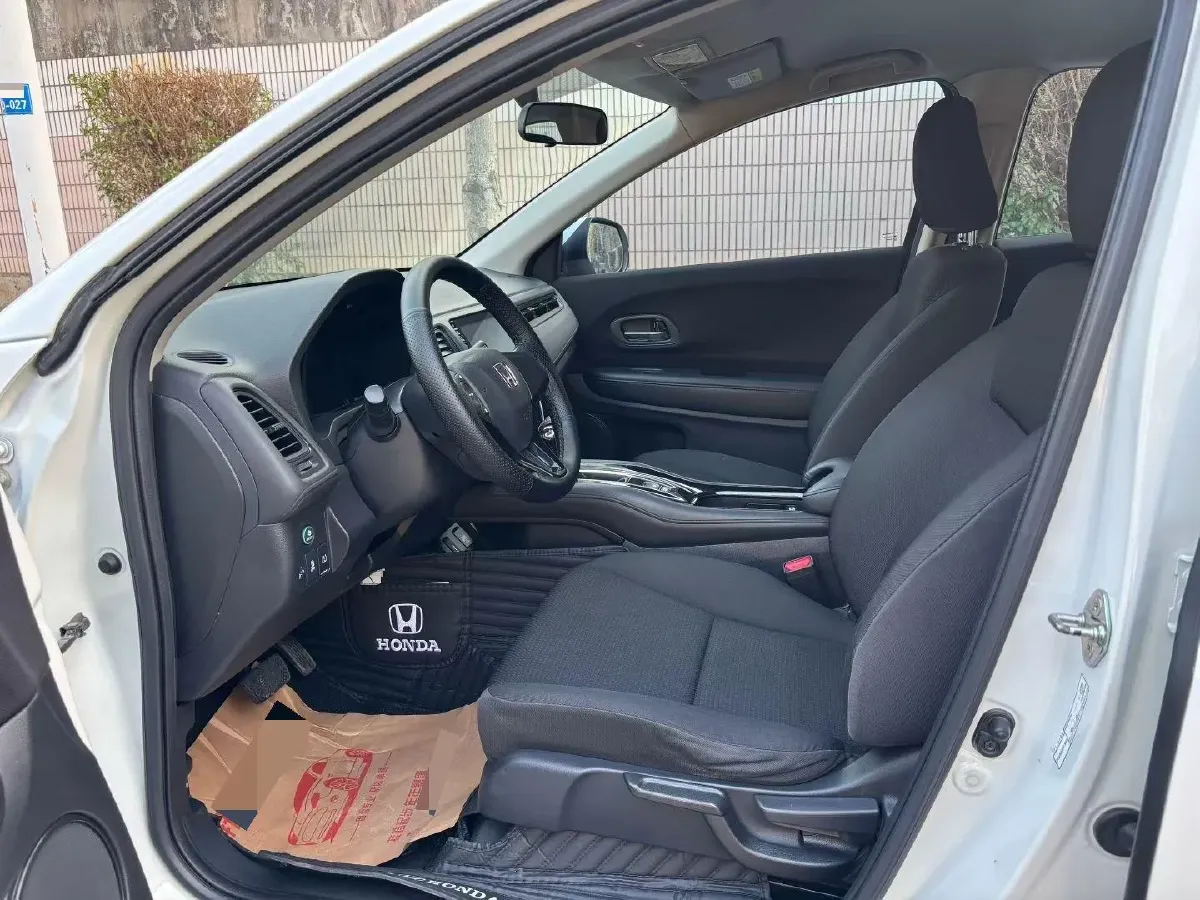 2020 Honda Vezel 1.5T 177HP L4 CVT,autocango,china used car exporter,china ev exporter,chinese used car exporter,chinese used ev exporter