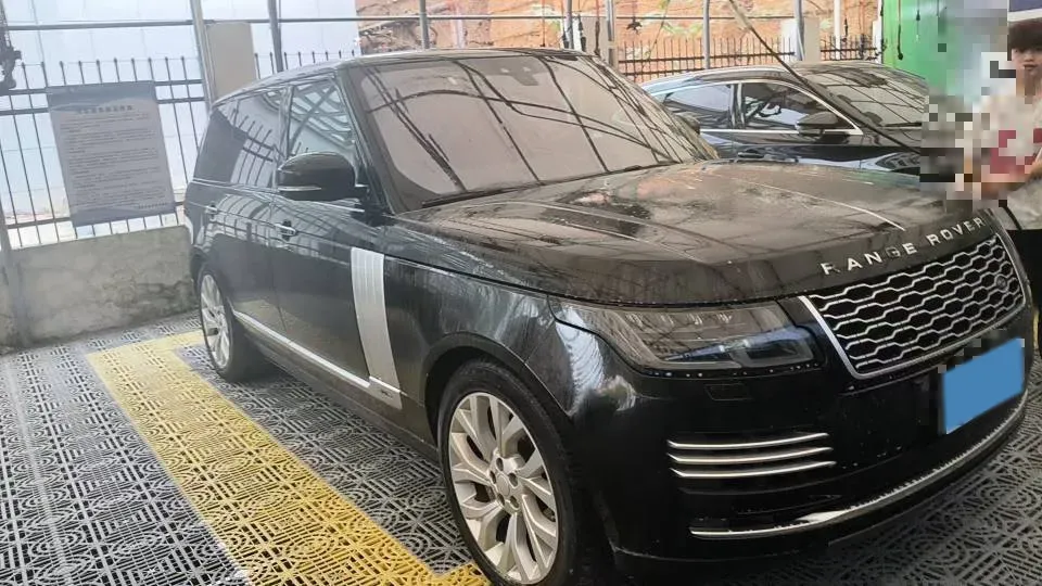 2018 Land Rover Range Rover Evoque 2.0T 241HP L4 9AT,autocango,china used car exporter,china ev exporter,chinese used car exporter,chinese used ev exporter